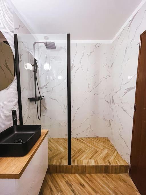Quickspace Modern Concept Bucureşti Eksteriør bilde